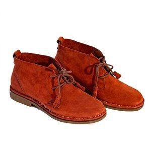Suede Hush Puppies Cyra Booties- Size 9 Like New